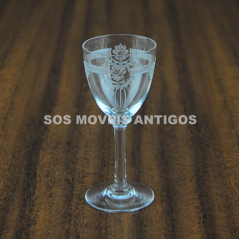 06 TAÇAS APERITIVOS EM CRISTALA FRANCES – SAINT LOUIS – SOSMOVEISANTIGOS – ANTIQUARIO SP (3)