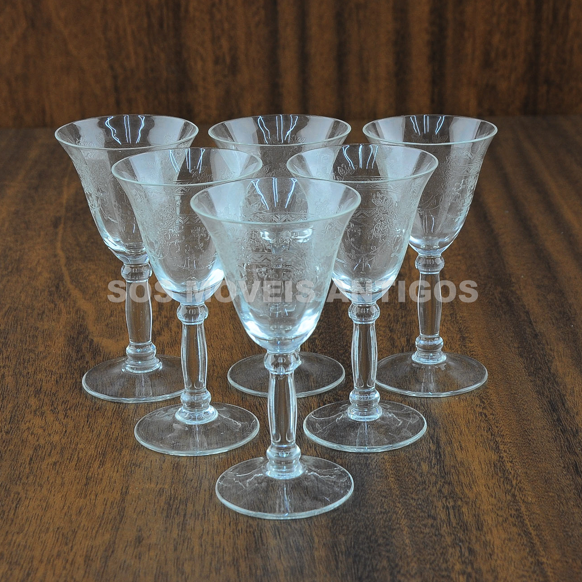 06 TAÇAS EM FINO CRISTAL FRANCES – SAINT LOUIS – SOSMOVEISANTIGOS – ANTIQUARIO SP (2)