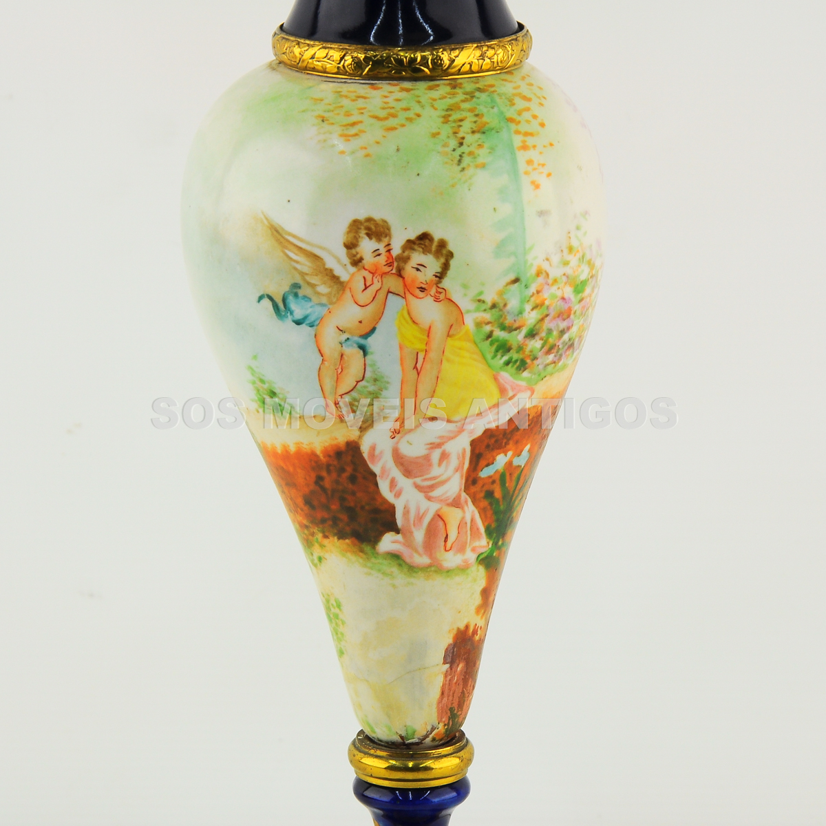 Abajur em porcelana de Sèvres – sosmoveisantigos – antiquario sp (5)