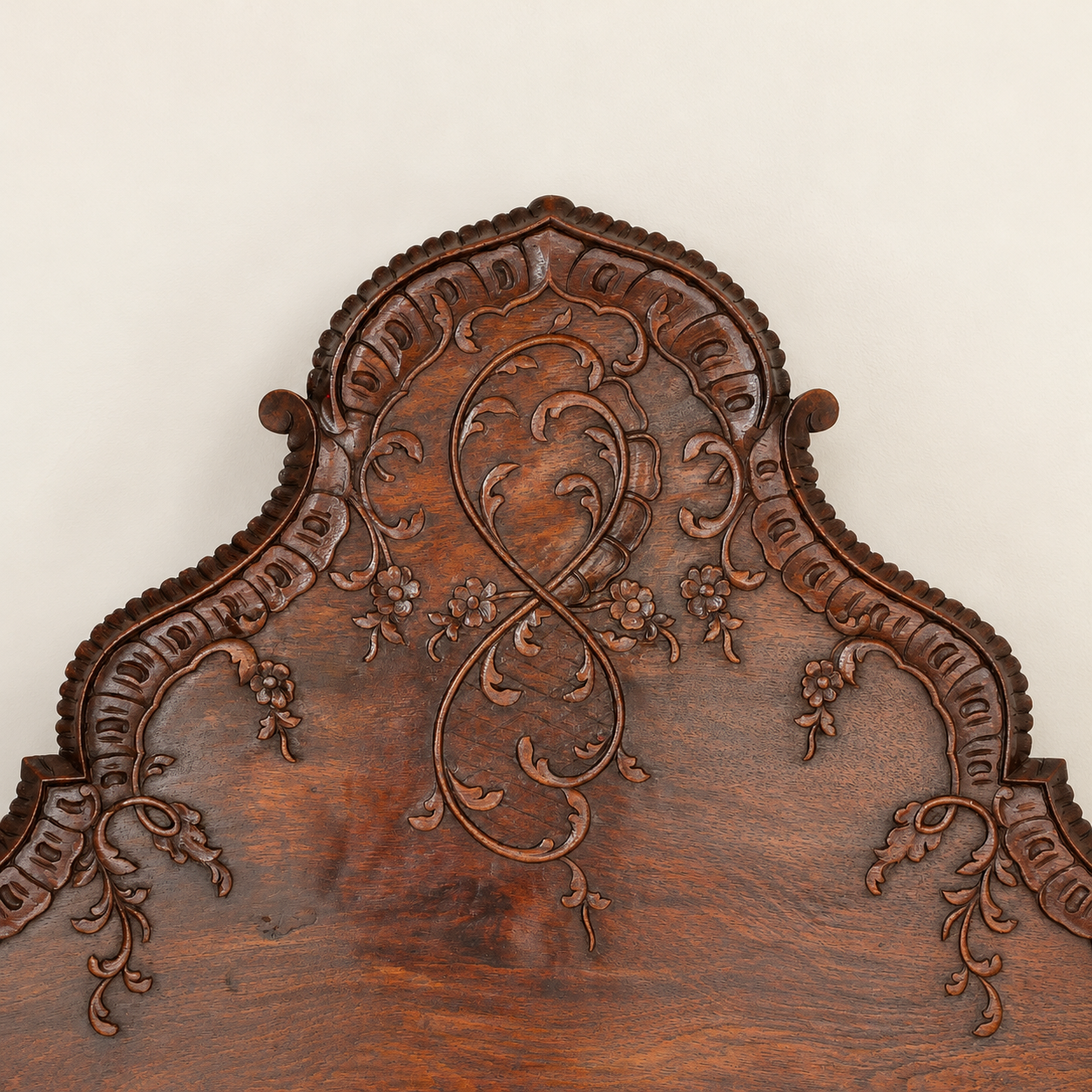 CAMA DE SOLTEIRO ESTILO DOM JOÃO V – SÉC. XVIII CÓD. 68 2