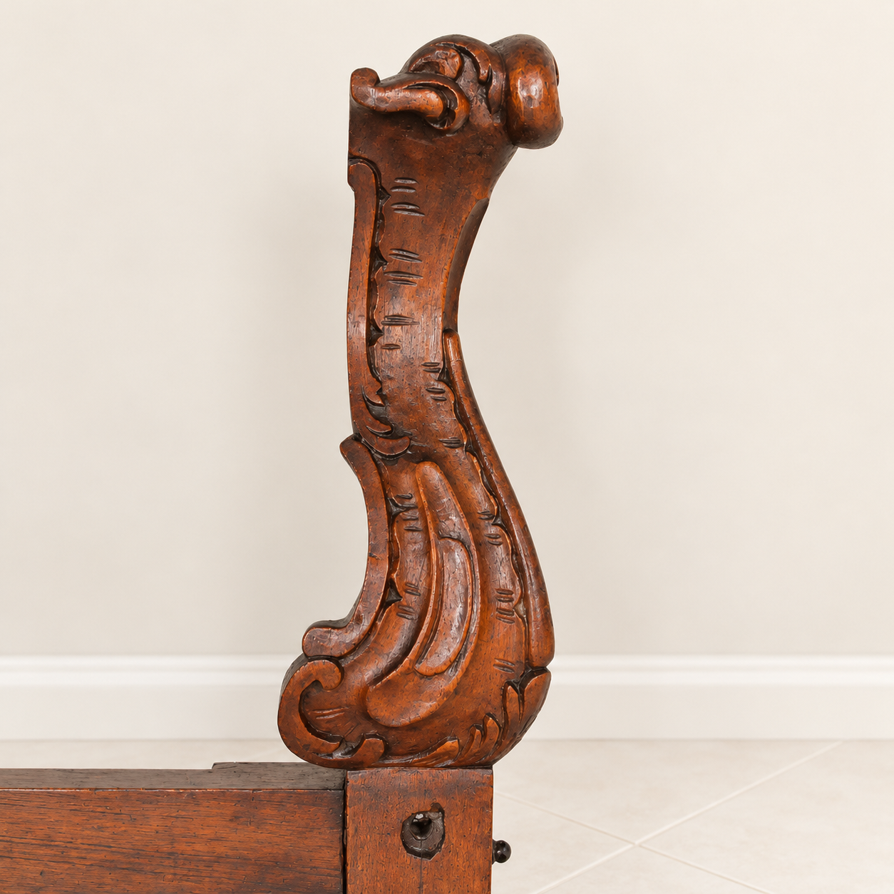 CAMA DE SOLTEIRO ESTILO DOM JOÃO V – SÉC. XVIII CÓD. 68 7