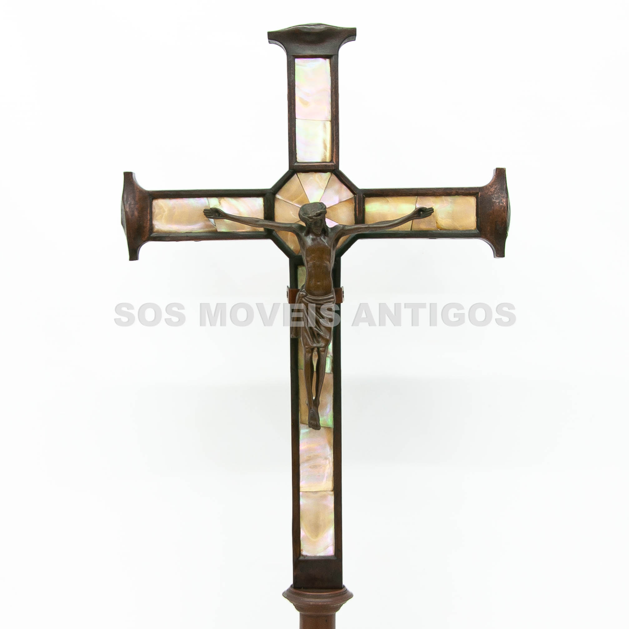CRUCIFIXO DEMESA ARTE SACRA – SOSMOVEISANTIGOS (1)