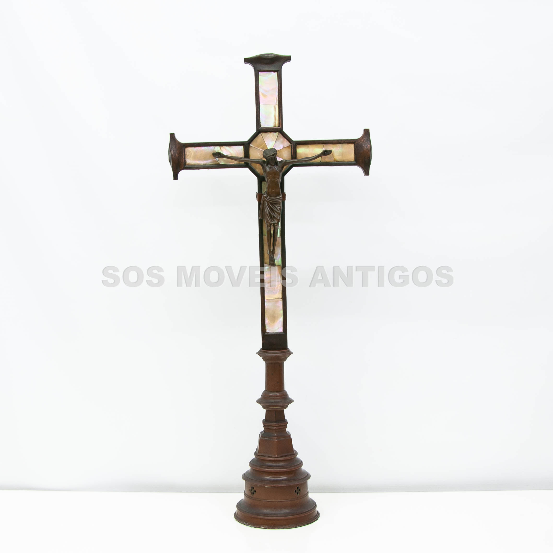 CRUCIFIXO DEMESA ARTE SACRA – SOSMOVEISANTIGOS (3)