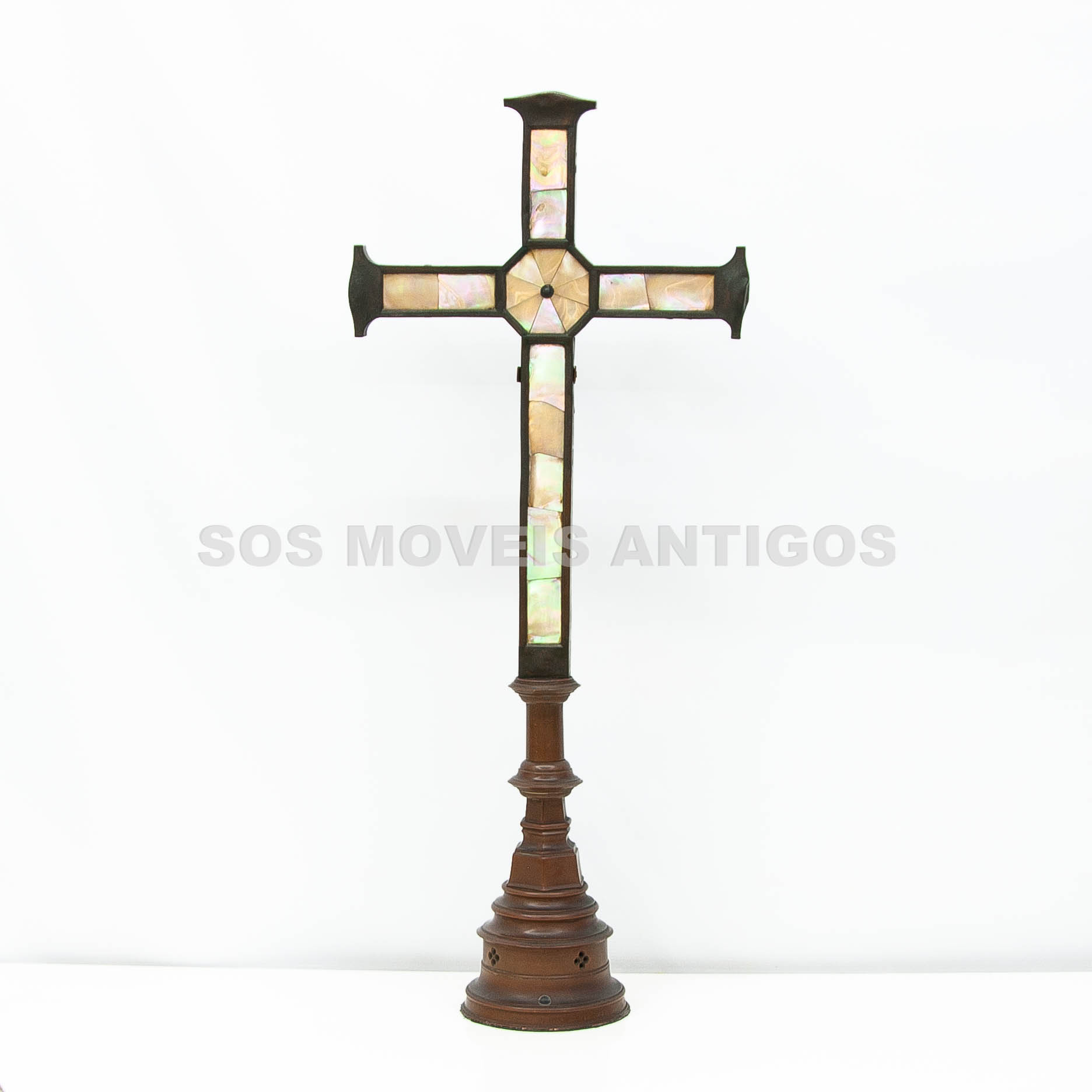 CRUCIFIXO DEMESA ARTE SACRA – SOSMOVEISANTIGOS (4)