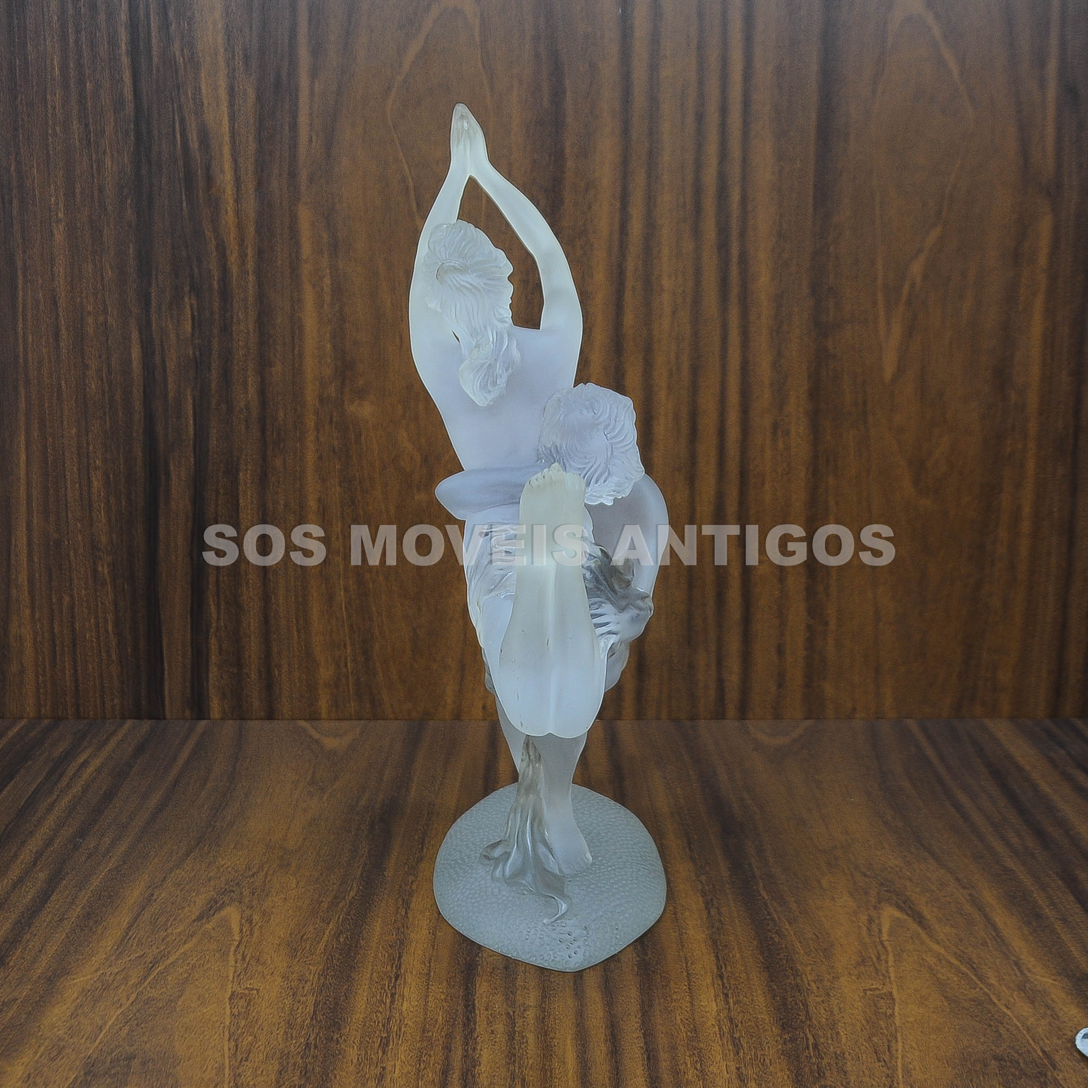 ESCULTURA REPRESENTANDO CASAL – SOSMOVEISANTIGOS – ANTIQUARIO SP (3)