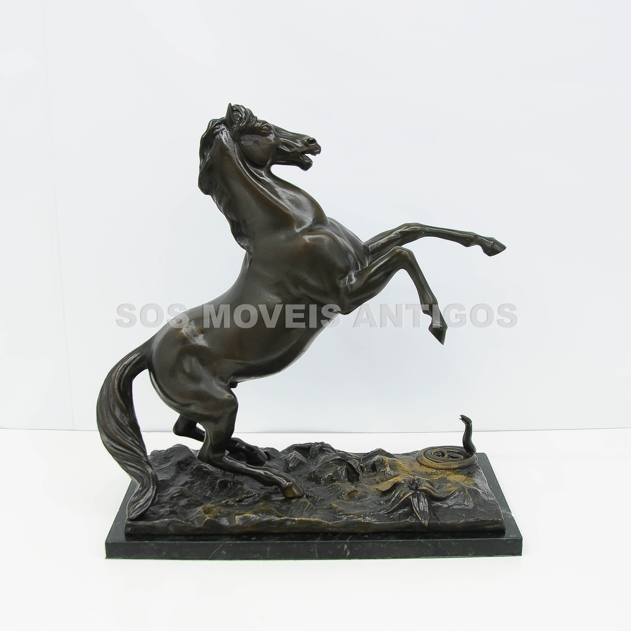 ESCULTURA REPRESENTANDO CAVALO – SOSMOVEISANTIGOS – ANTIQUARIO SP (2)
