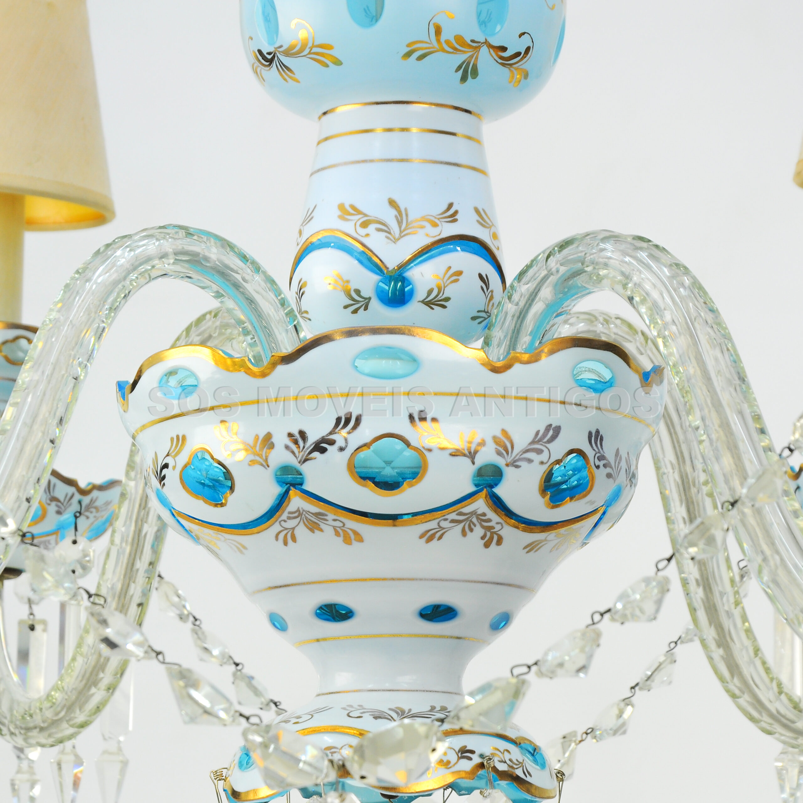 LUSTRE FRANCÊS EM CRISTAL OVERLAY – SOSMOVEISANTIGOS – ANTIQUARIO SP (33)