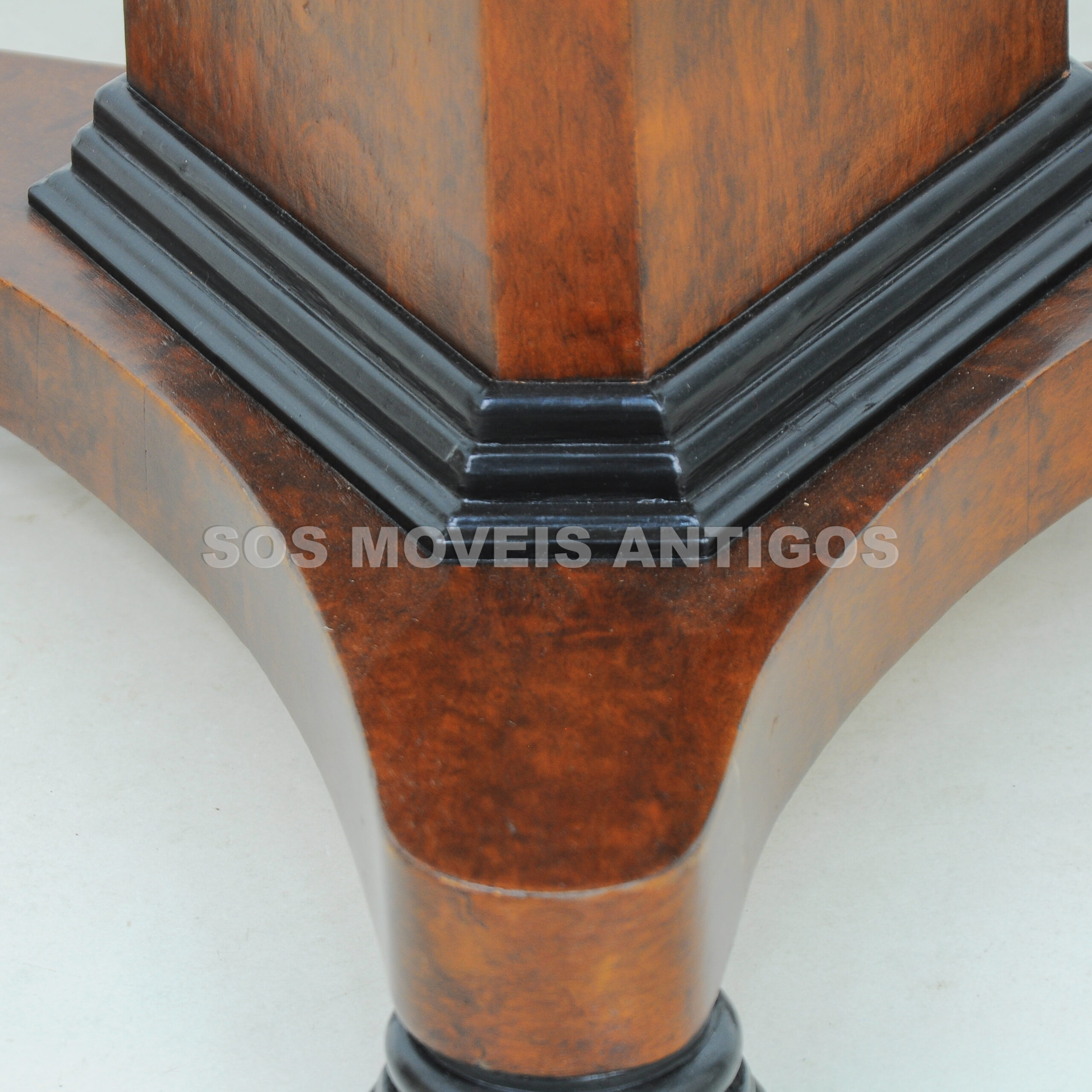 MESA LATERAL ESTILO IMPÉRIO – SOSMOVEISANTIGOS – ANTIQUARIO SP (9)