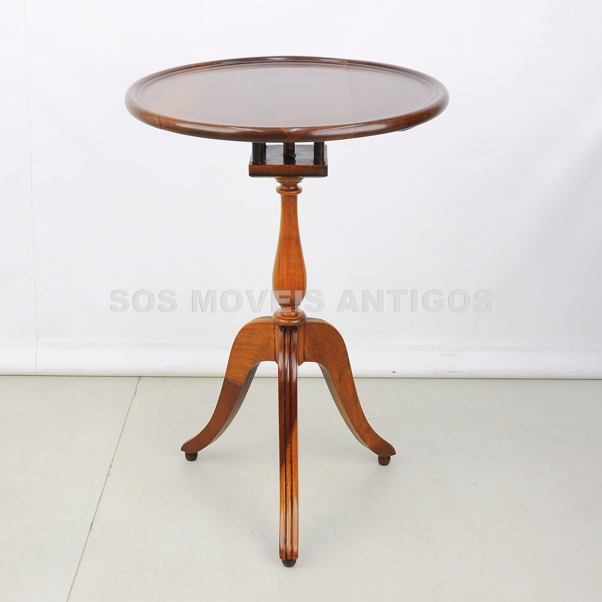 MESA LATERAL ESTILO INGLÊS TILT – TOP – SOSMOVEISANTIGOS – ANTIQUARIO SP (1)
