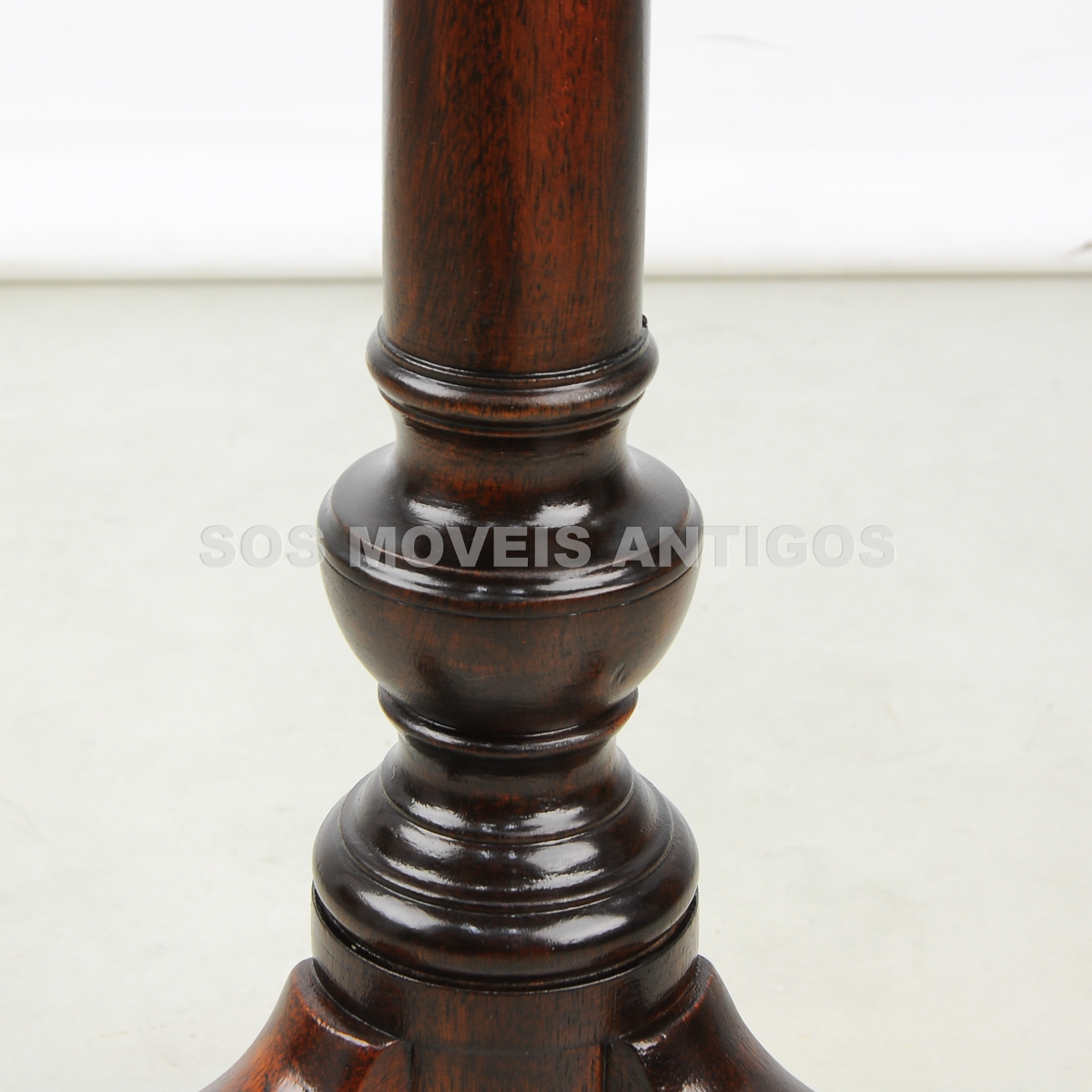 MESA TILTOP – SOSMOVEISANTIGOS – ANTIQUARIO SP (1)