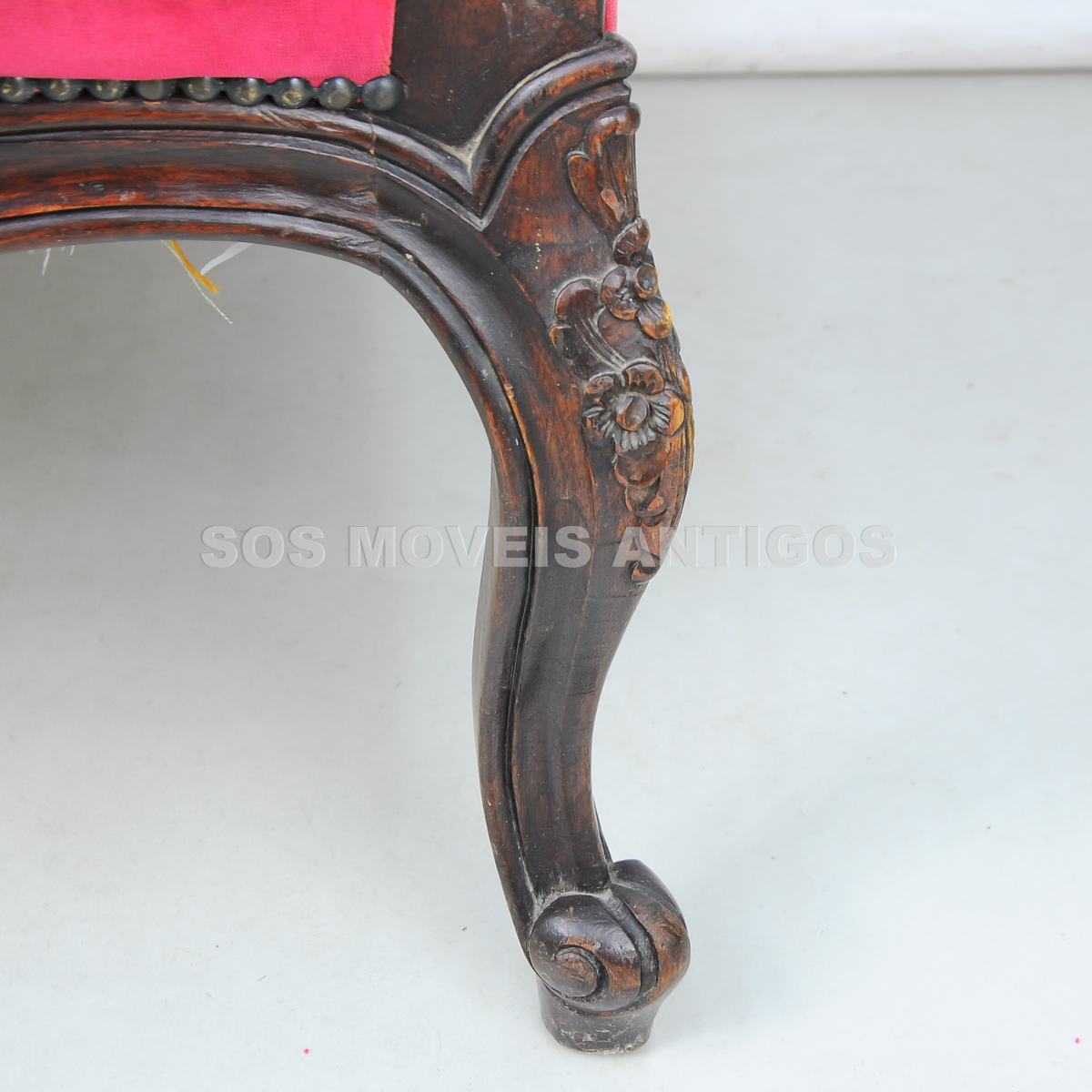 PAR DE POLTRONAS ESTILO LUÍS XV – SOSMOVEISANTIGOS – ANTIQUARIO SP (13)