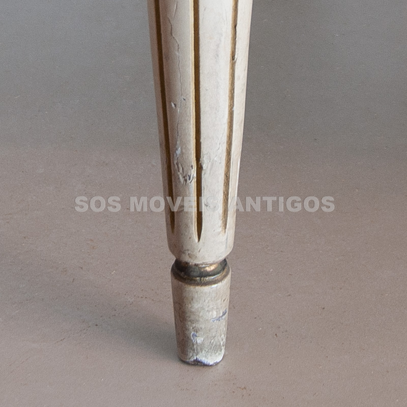 PAR DE POLTRONAS ESTILO LUÍS XVI – SOSMOVEISANTIGOS – ANTIQUARIO SP (1)