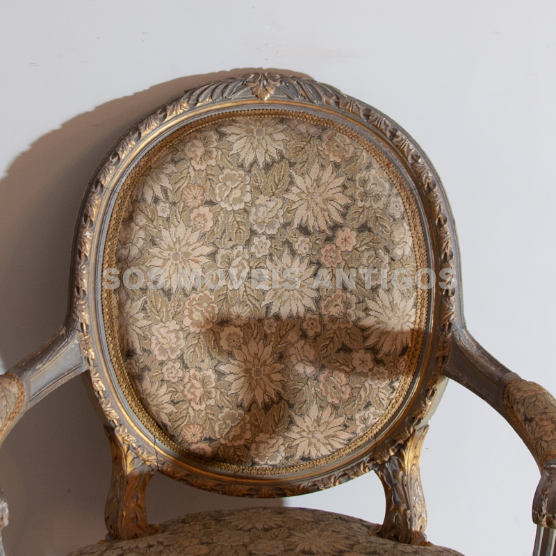 PAR DE POLTRONAS ESTILO LUÍS XVI – SOSMOVEISANTIGOS – ANTIQUARIO SP (5)