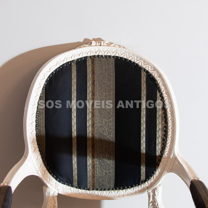 PAR DE POLTRONAS ESTILO LUÍS XVI – SOSMOVEISANTIGOS – ANTIQUARIO SP (6)