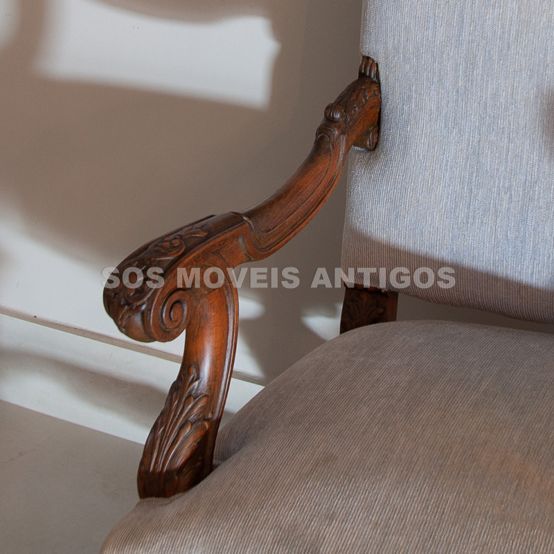 PAR DE POLTRONAS-TRONOS ESTILO LUÍS XIV – SOSMOVEISANTIGOS – ANTIQUARIO SP (19)