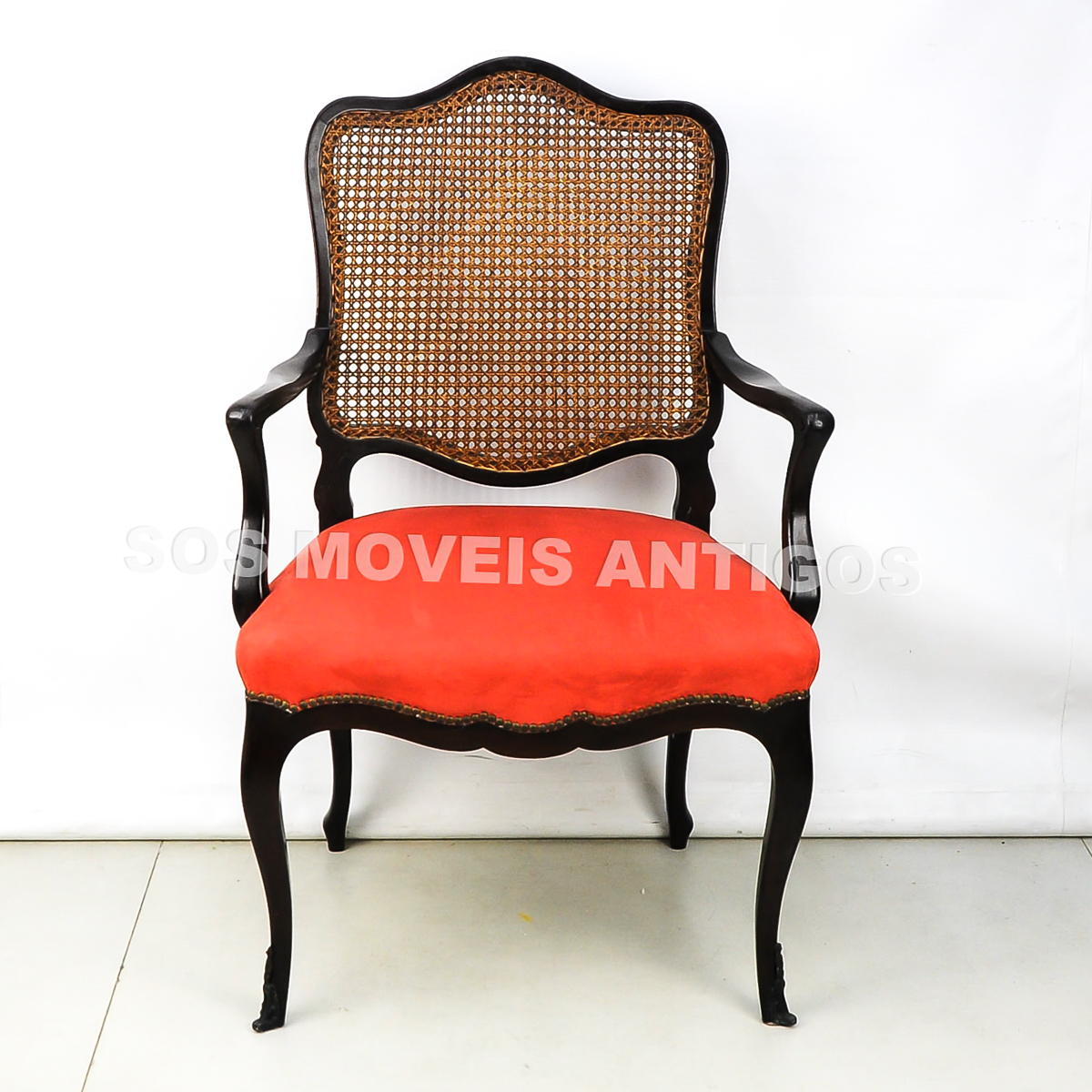 POLTRONA ESTILO LUÍS XV – SOSMOVEISANTIGOS – ANTIQUARIO SP (2)