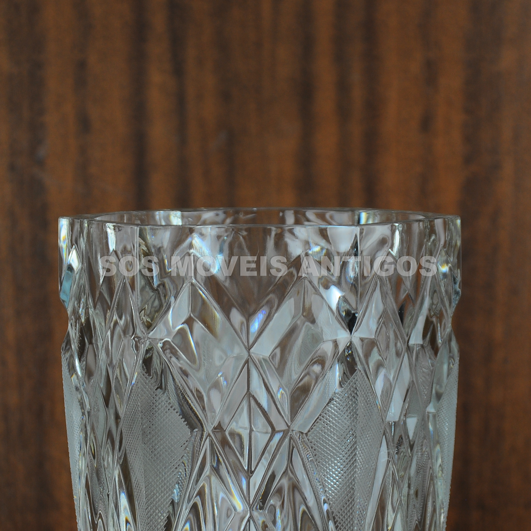 VASO EM CRISTAL – SOSMOVEISANTIGOS – ANTIQUARIO SP (3)