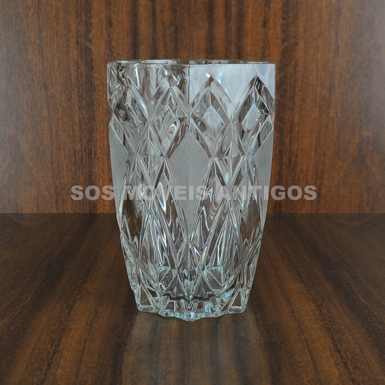 VASO EM CRISTAL – SOSMOVEISANTIGOS – ANTIQUARIO SP (5)