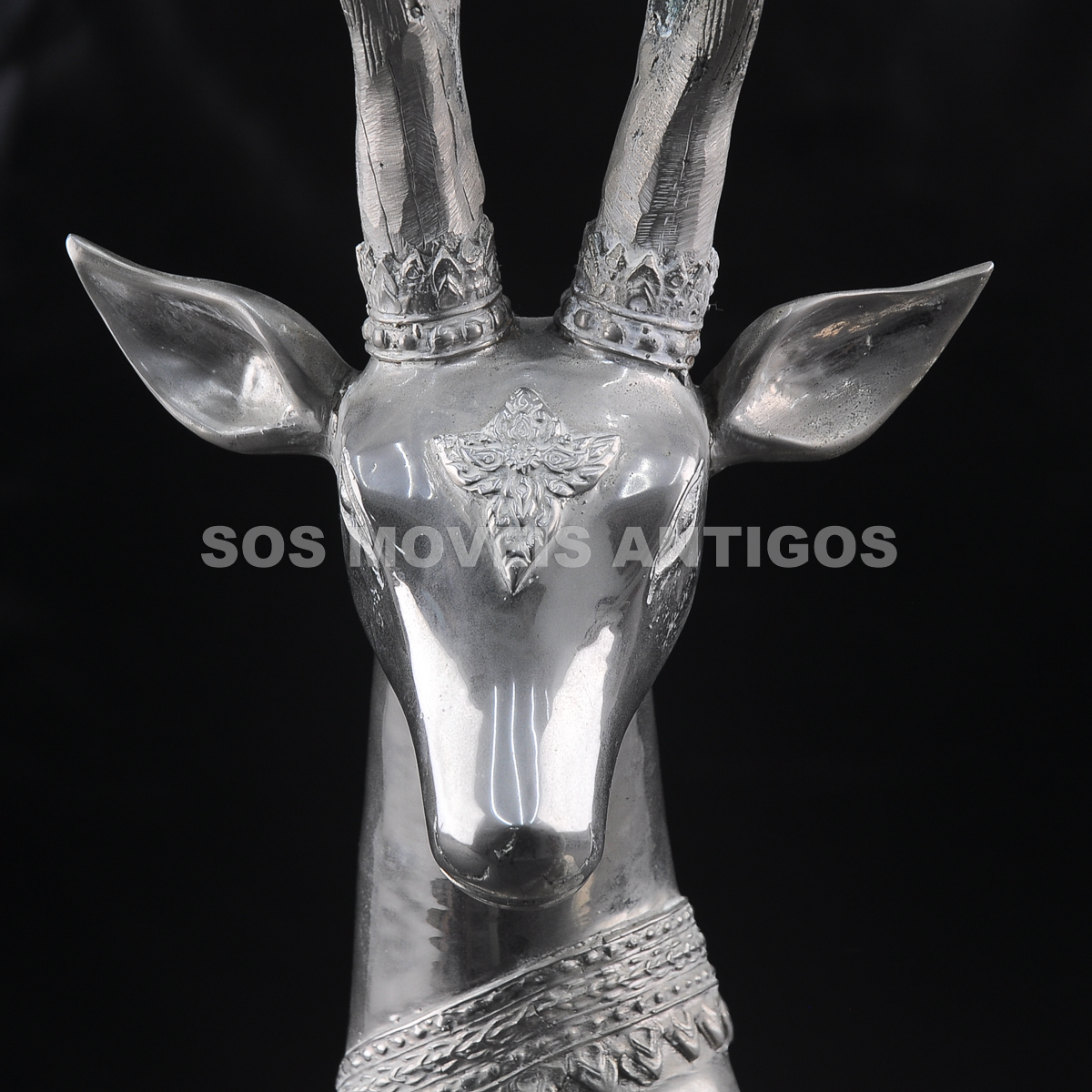VEADO-EM-BRONZE-COM-BANHO-DE-PRATA-8.jpg