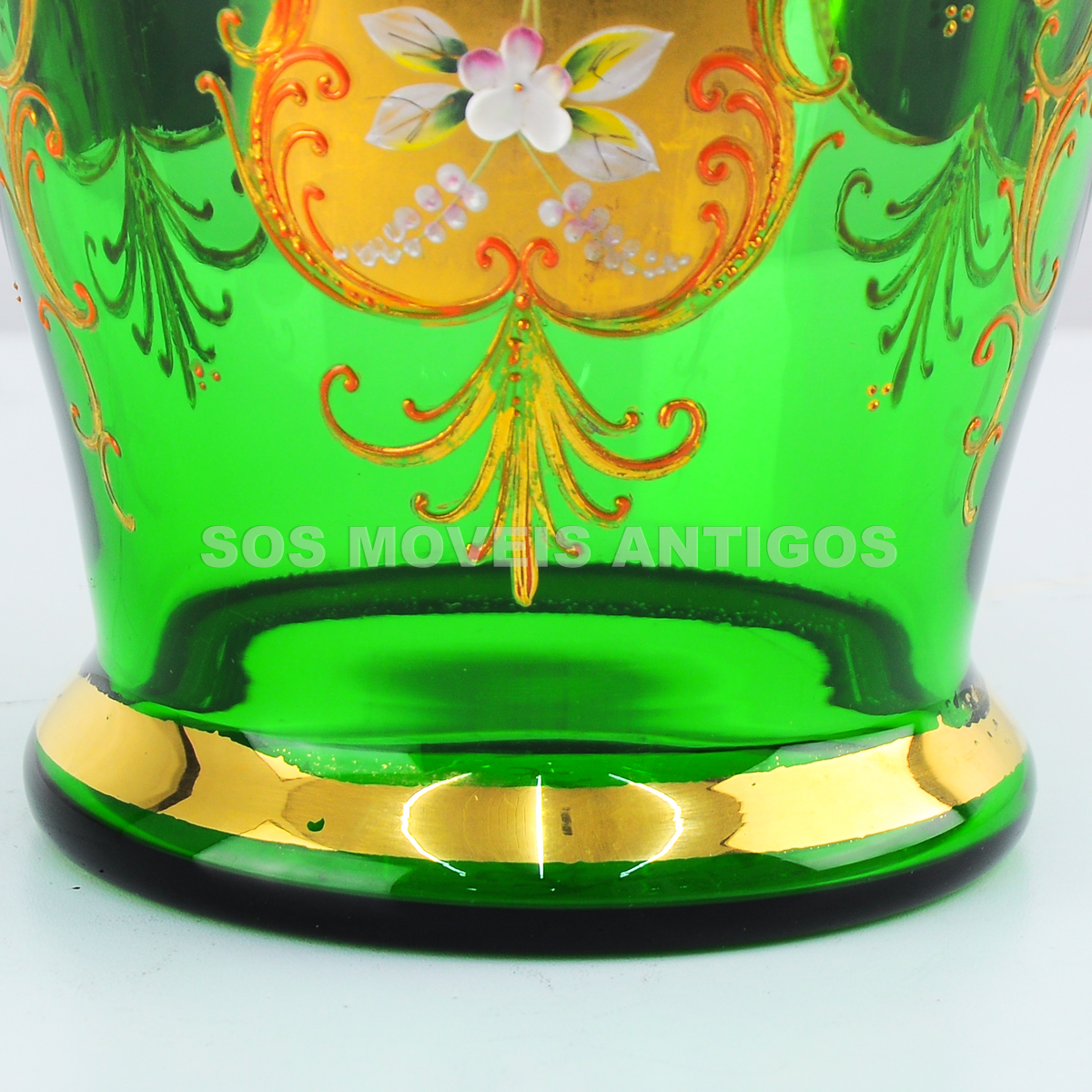 vaso-em-cristal-veneziano-cor-verde-1.jpg